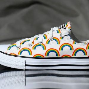 Converse Kids Rainbow Lo-top size 12